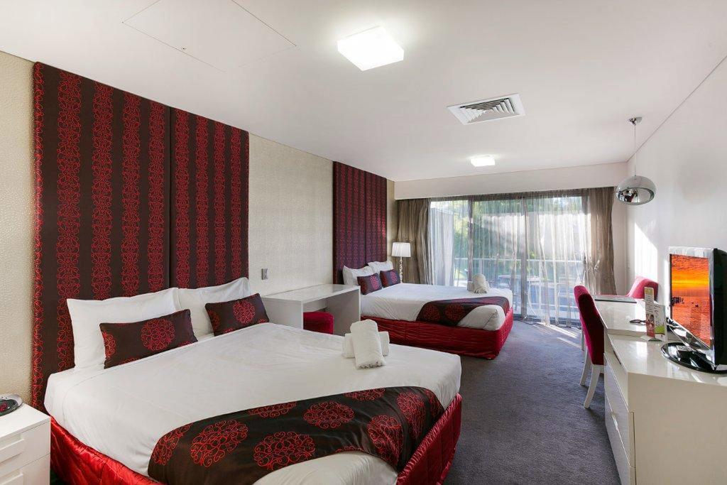 City Golf Club Motel Туумба Екстериор снимка