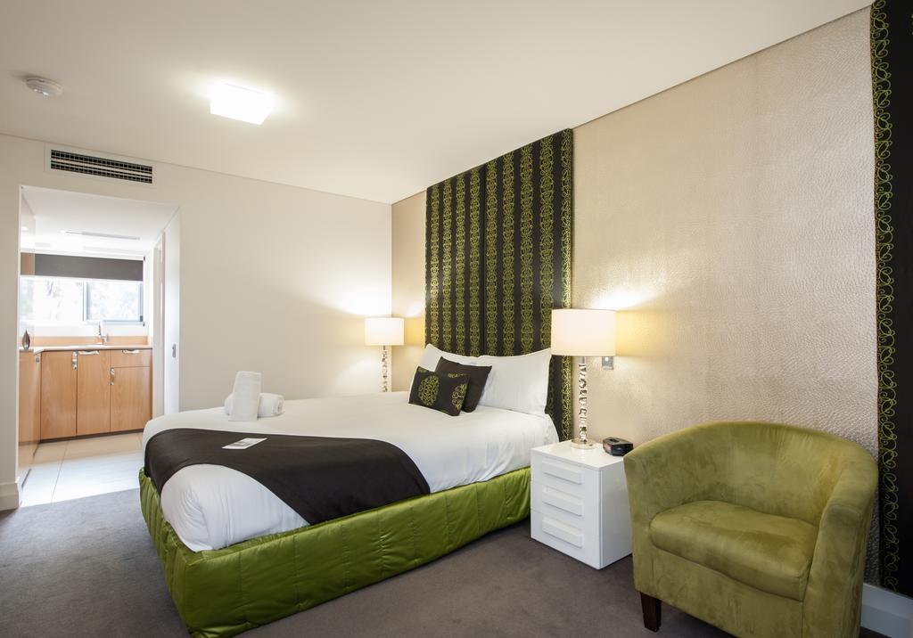 City Golf Club Motel Туумба Екстериор снимка