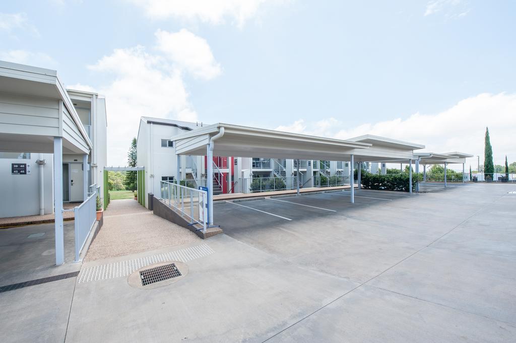 City Golf Club Motel Туумба Екстериор снимка